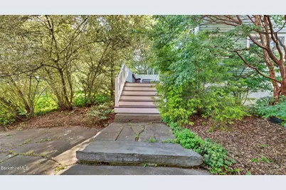 30 Cliffwood St, Lenox, MA 01240 - Photo 73