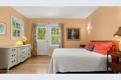30 Cliffwood St, Lenox, MA 01240 - Photo 23