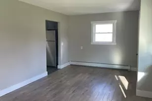 21 Austin Ave, Pittsfield, MA 01201 - Photo 9