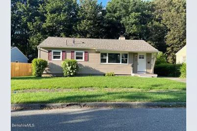 21 Austin Ave, Pittsfield, MA 01201 - Photo 1