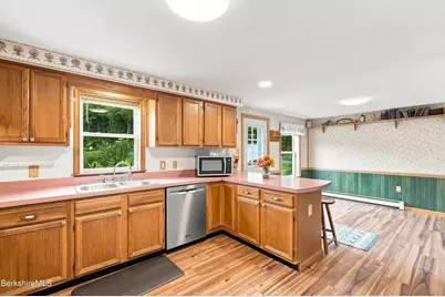 27 Madden Rd, Hancock, MA 01237 - Photo 11
