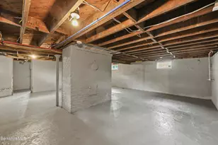 71 Essex St, Pittsfield, MA 01201 - Photo 35