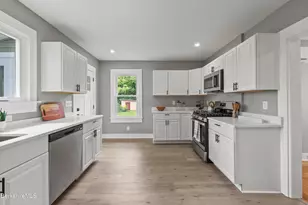 71 Essex St, Pittsfield, MA 01201 - Photo 17