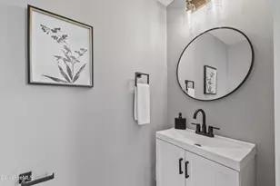 71 Essex St, Pittsfield, MA 01201 - Photo 25