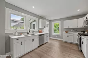 71 Essex St, Pittsfield, MA 01201 - Photo 19