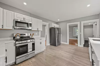 71 Essex St, Pittsfield, MA 01201 - Photo 21
