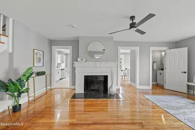 71 Essex St, Pittsfield, MA 01201 - Photo 7