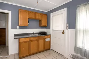 20 Prospect St, Dalton, MA 01226 - Photo 41