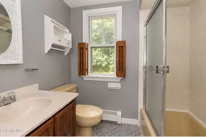 20 Prospect St, Dalton, MA 01226 - Photo 29