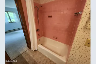 13 Glendale Middle Rd, Stockbridge, MA 01262 - Photo 35