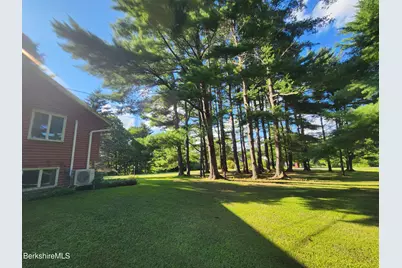 13 Glendale Middle Rd, Stockbridge, MA 01262 - Photo 11