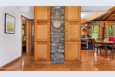 1 Massasoit Rd, Stockbridge, MA 01262 - Photo 9