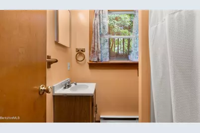 1 Massasoit Rd, Stockbridge, MA 01262 - Photo 13