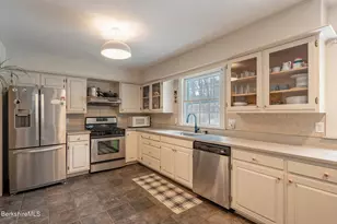 189 New Marlboro-Southfield Rd, New Marlboro, MA 01230 - Photo 9