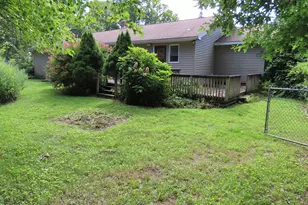 986 Church St, North Adams, MA 01247 - Photo 47
