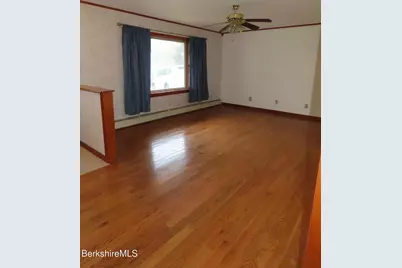 986 Church St, North Adams, MA 01247 - Photo 19