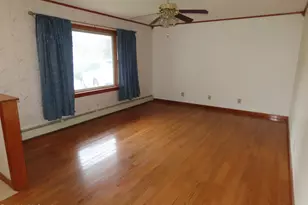 986 Church St, North Adams, MA 01247 - Photo 21