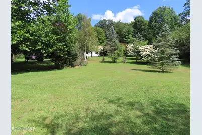 986 Church St, North Adams, MA 01247 - Photo 53