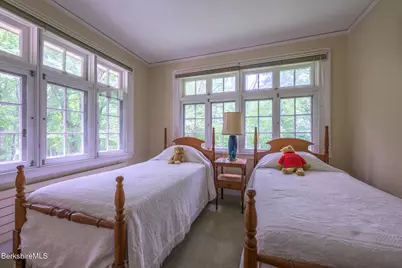 720 South St, Pittsfield, MA 01201 - Photo 39