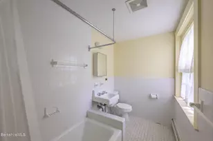 720 South St, Pittsfield, MA 01201 - Photo 47