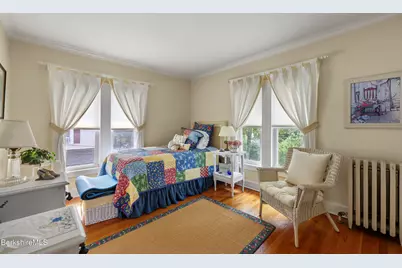 25 Cottage St, Great Barrington, MA 01230 - Photo 29