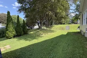 4 Harding Ave, Adams, MA 01220 - Photo 3