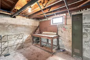 4 Harding Ave, Adams, MA 01220 - Photo 37