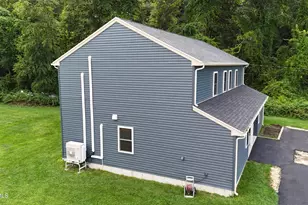124 A Crane Ave, Dalton, MA 01226 - Photo 7