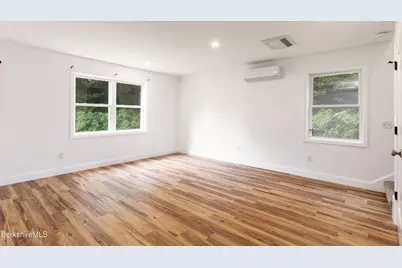 124B Crane Ave, Dalton, MA 01226 - Photo 17