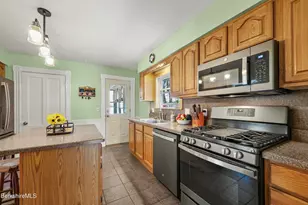 4 Richmond St, Adams, MA 01220 - Photo 19