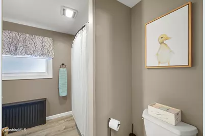 4 Richmond St, Adams, MA 01220 - Photo 39