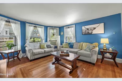 4 Richmond St, Adams, MA 01220 - Photo 11