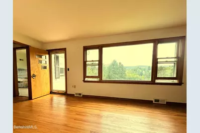 2044 State Rd, Richmond, MA 01254 - Photo 17