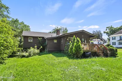 81 Calumet St, Pittsfield, MA 01201 - Photo 25