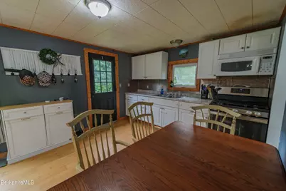 6 Frary Rd, Peru, MA 01235 - Photo 3