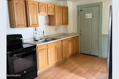 517-519 Union St, North Adams, MA 01247 - Photo 17
