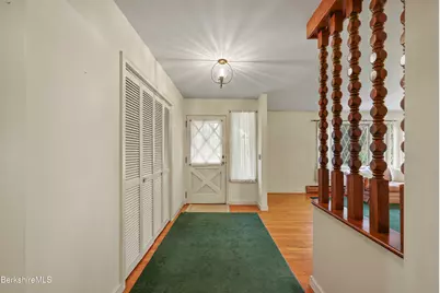 20 Franklin St, Pittsfield, MA 01201 - Photo 3