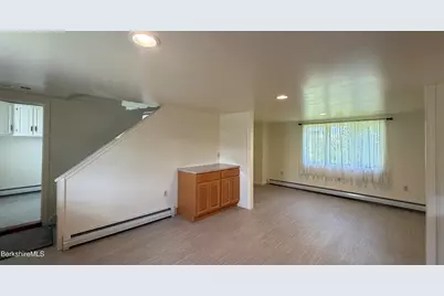 3 Richmond Ln, Adams, MA 01220 - Photo 11