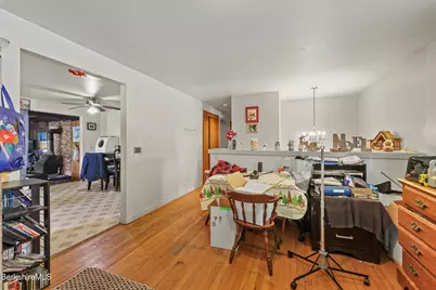 81 Calumet St, Pittsfield, MA 01201 - Photo 5