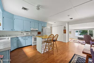 263 Shore Rd, Richmond, MA 01254 - Photo 13