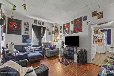 1093-1097 Tyler St, Pittsfield, MA 01201 - Photo 3
