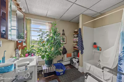 1093-1097 Tyler St, Pittsfield, MA 01201 - Photo 21