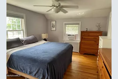84 Windsor Ave, Pittsfield, MA 01201 - Photo 23