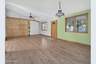 96 Shore Rd, Becket, MA 01223 - Photo 9