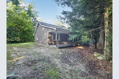 96 Shore Rd, Becket, MA 01223 - Photo 5