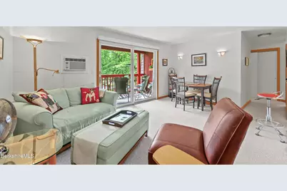 260 Pittsfield Rd #E6, Lenox, MA 01240 - Photo 5