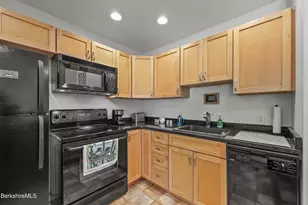 260 Pittsfield Rd, Lenox, MA 01240 - Photo 15