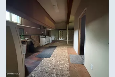 53 Greylock Ter, Pittsfield, MA 01201 - Photo 19