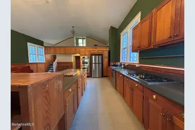 53 Greylock Ter, Pittsfield, MA 01201 - Photo 11