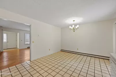 70 Lake St #b, Dalton, MA 01226 - Photo 7